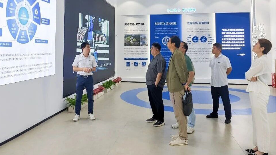 校企联动促发展！香港理工大学教授一行莅临开云官方在线登陆入口与佛山华数机器人有限公司调研交流
